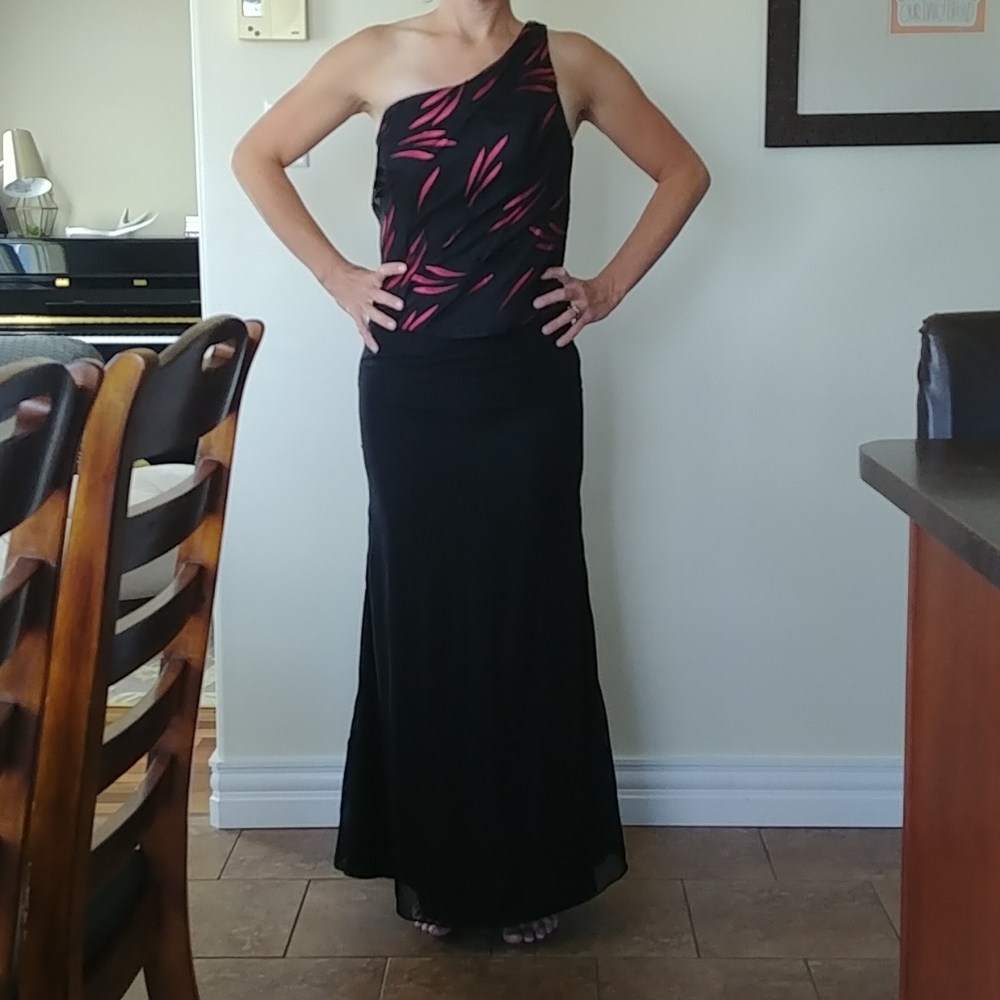 One strap formal dress